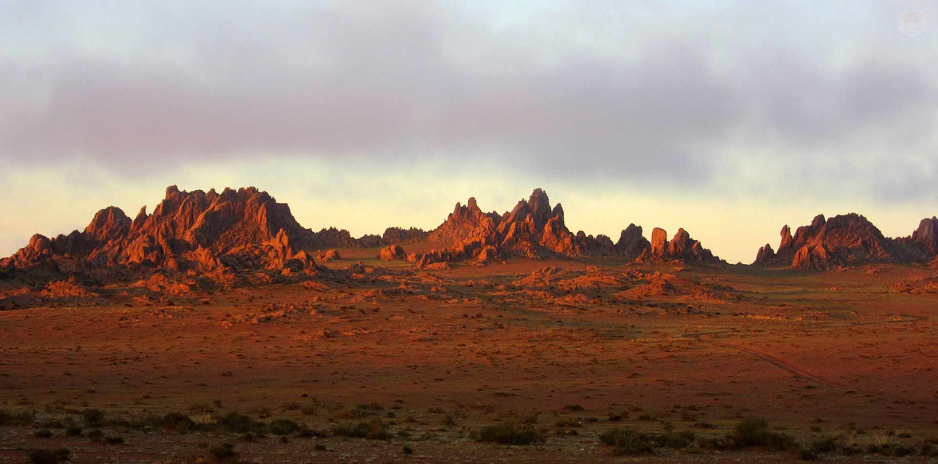 mongolia motorcycle tour