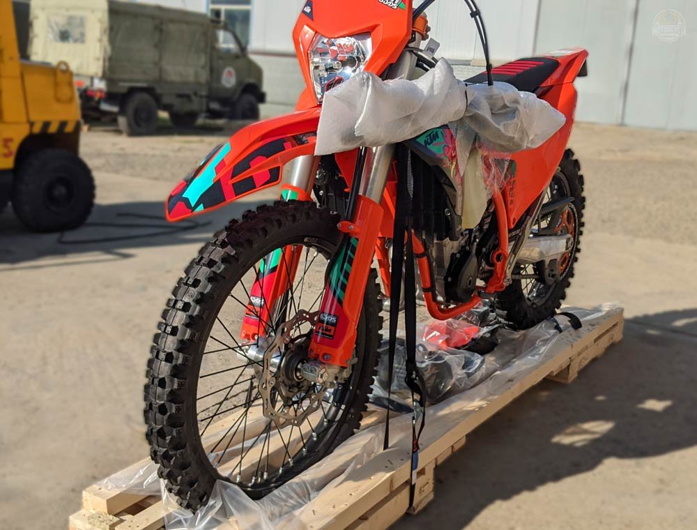 Rear View, 2027 KTM 450 EXC 6-DAYS
